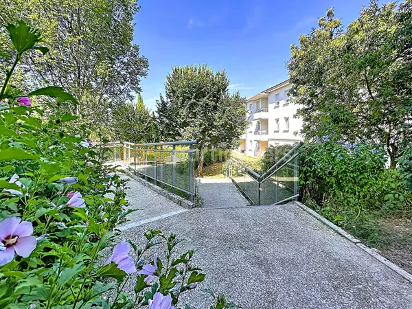 QUARTIER SALLE JEAN-PIERRE GARNIER