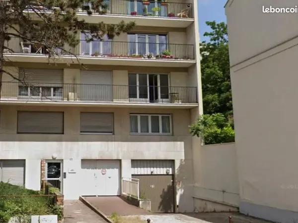Parking/box Saint-Cloud