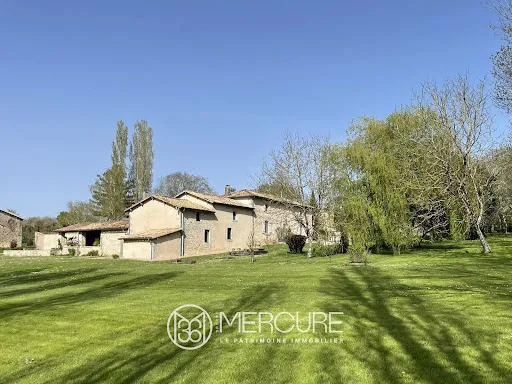 Maison 6 pièces 174 m²