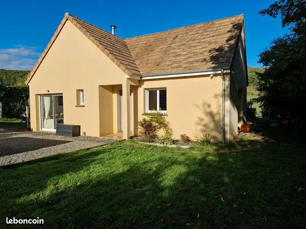 Maison de plain pied avec herbage