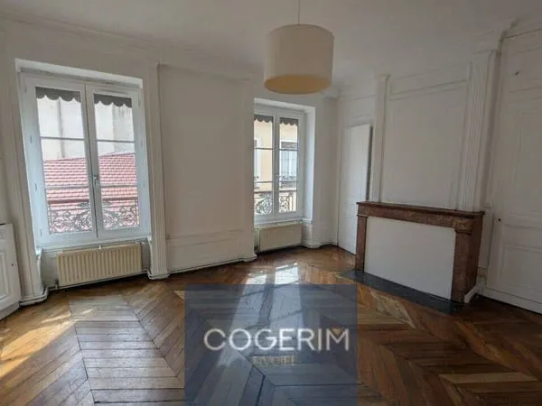 Appartement 4 pièces 94 m²