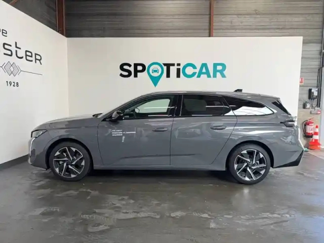 Peugeot 308 sw hybrid 145 e-dcs6 — photo 17
