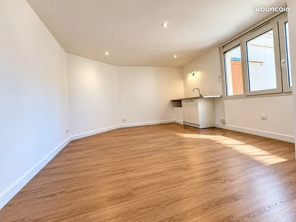 À louer - local professionnel / médical 40m2