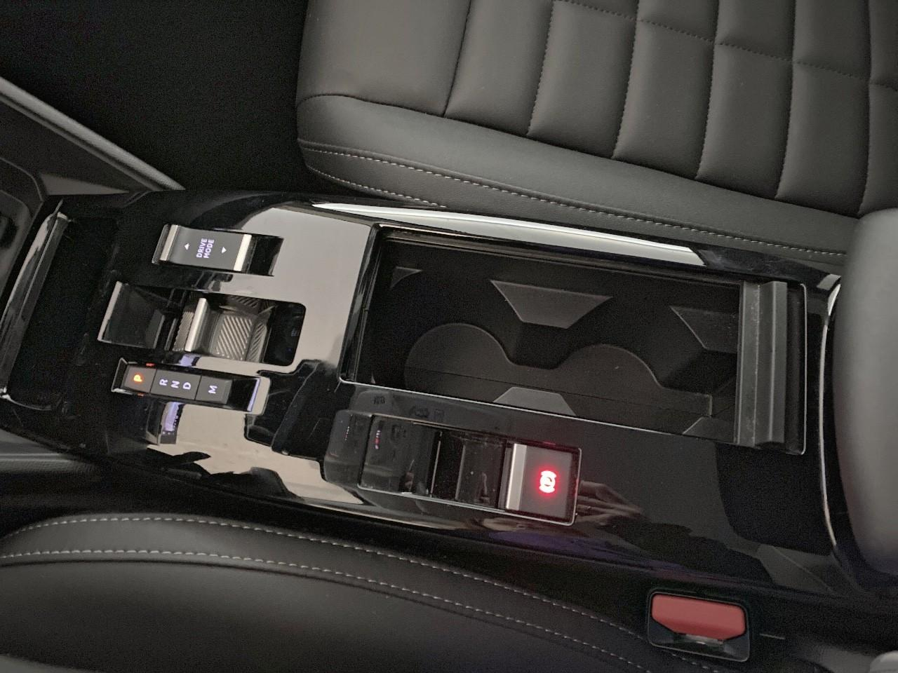 Citroën C4 hybride 136 e-dcs6 max — photo 17