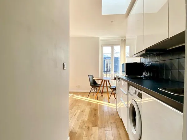 Appart meublé 2pcs 32m2 - Jules Joffrin Paris18