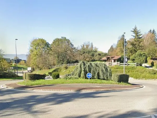 Lot de 3 stationnements à Challes-les-Eaux