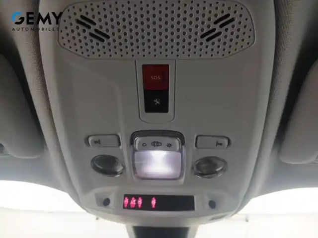Peugeot 2008 puretech 130 s&amp;s eat8 — photo 17