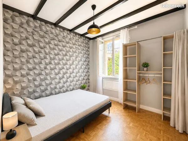 Magnifique triplex - 2 ch idealement situe - 500m de paris