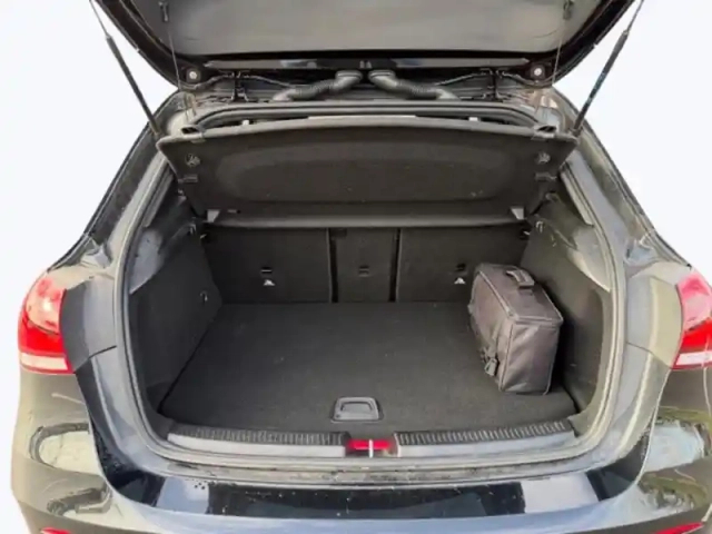Mercedes Classe A 250 e amg line — photo 10