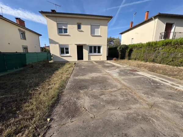 Appartement T2 en rez-de-jardin avec jardin et garage à Tournefeuille