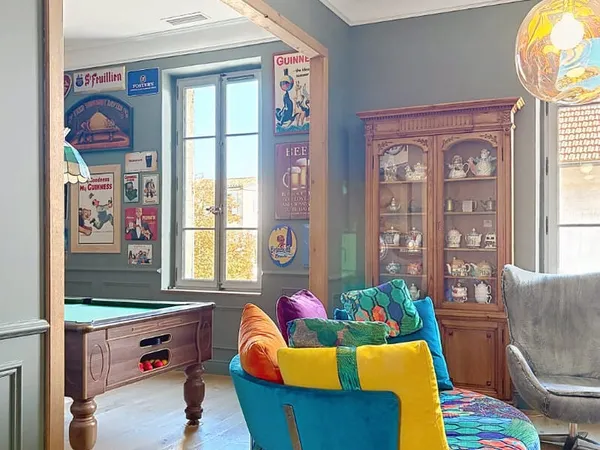 BIEN D'EXCCEPTION- Le charme de l'ancien sublimé par une rénovation de caractère- 173 m2 Carrez- 212