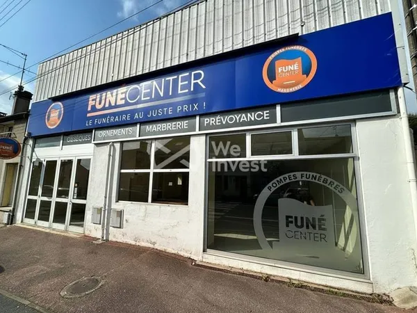 Local commercial 383 m²