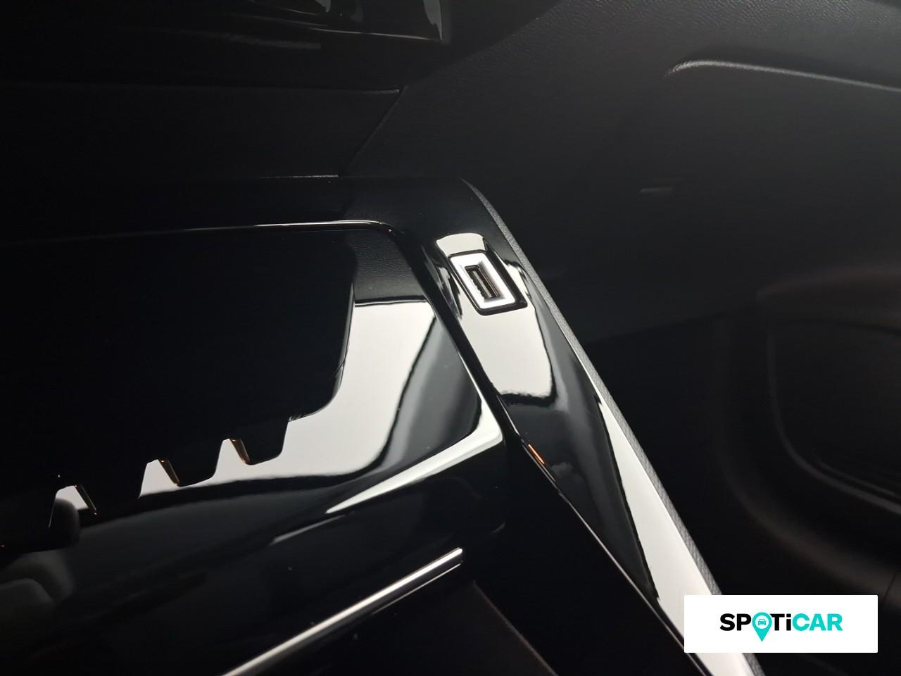 Peugeot 208 1.2 puretech 100ch s&s allure pack eat8 — photo 18