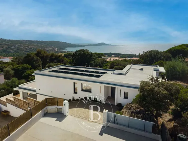 Maison 7 pièces 287 m²