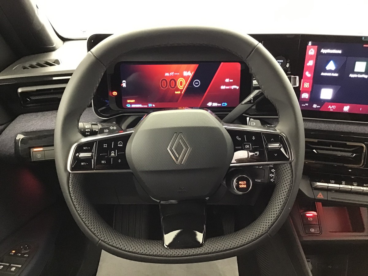 Renault R4 — photo 12