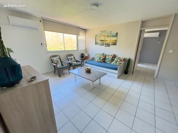 APPARTEMENT T2 56 m² - meublé - SAINT-FÉLIX - PROCHE PLAGE