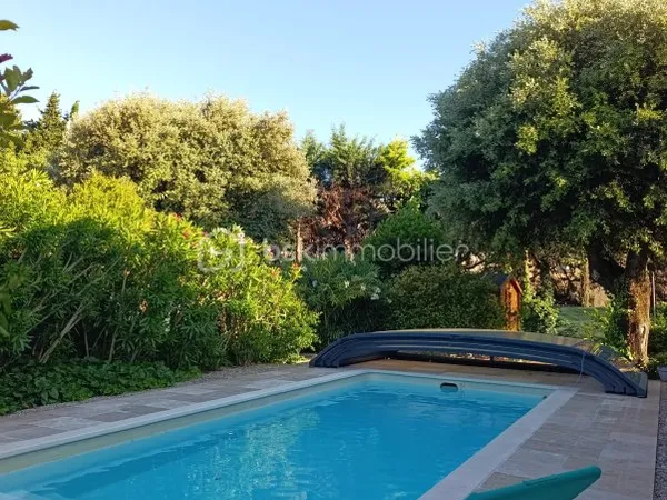 Maison 6 pièces 121 m²