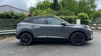 Peugeot 2008 1.2 Hybrid 145ch GT Exclusive e-DCS6 — photo 4