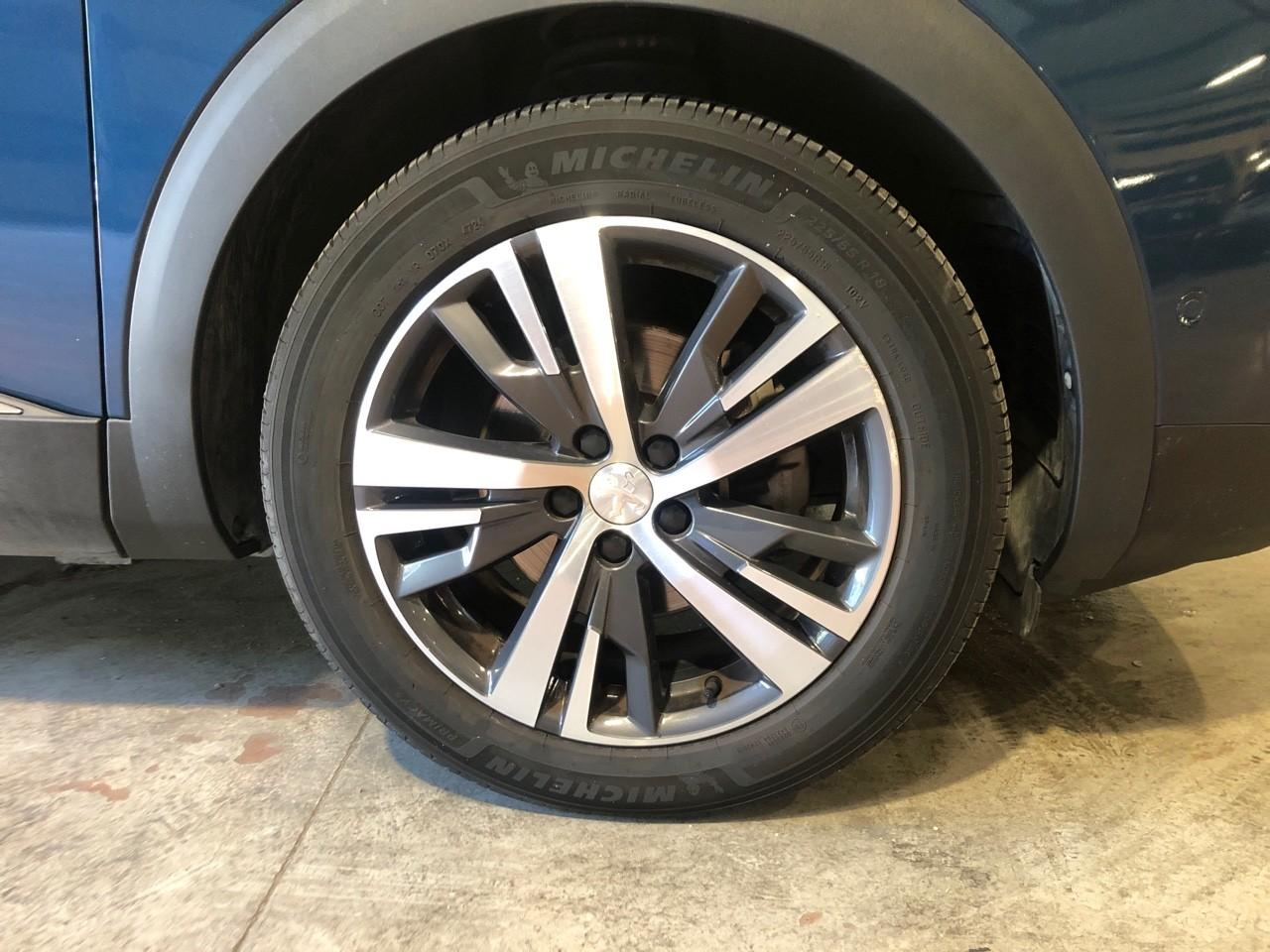 Peugeot 3008 bluehdi 130ch s&s eat8 allure pack — photo 11