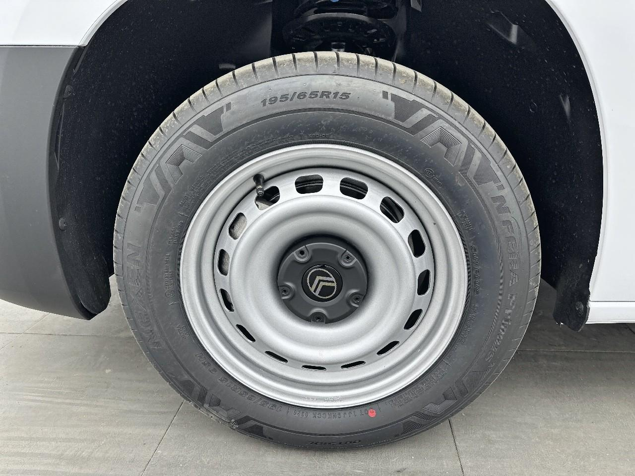 Citroën Berlingo van m diesel 100 ch manuelle — photo 7