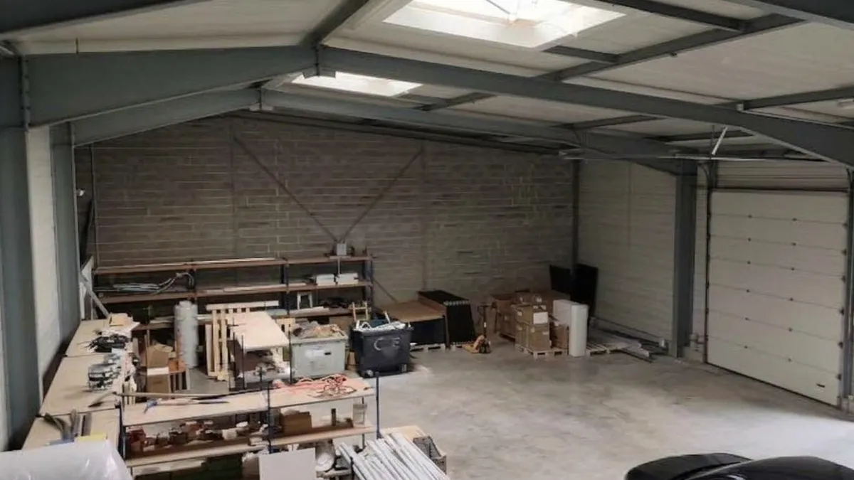 Photo 2