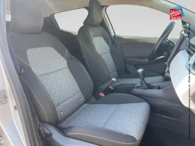Renault Clio 1.0 tce 90ch evolution — photo 5