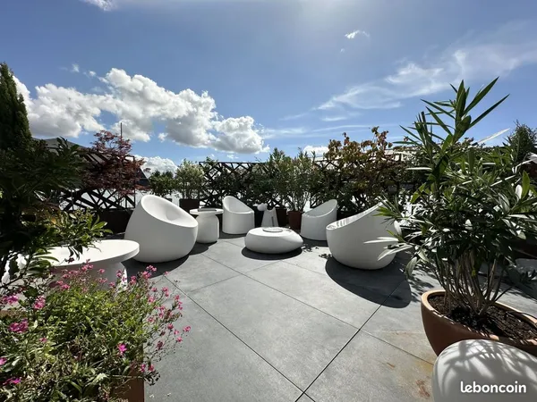 Appartement 8 pièces 164 m²