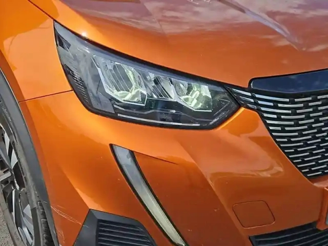 Peugeot 2008 puretech 130 s&amp;s bvm6 — photo 16
