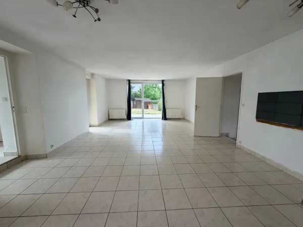 Maison à louer 5 pièces PLOUAY (56)