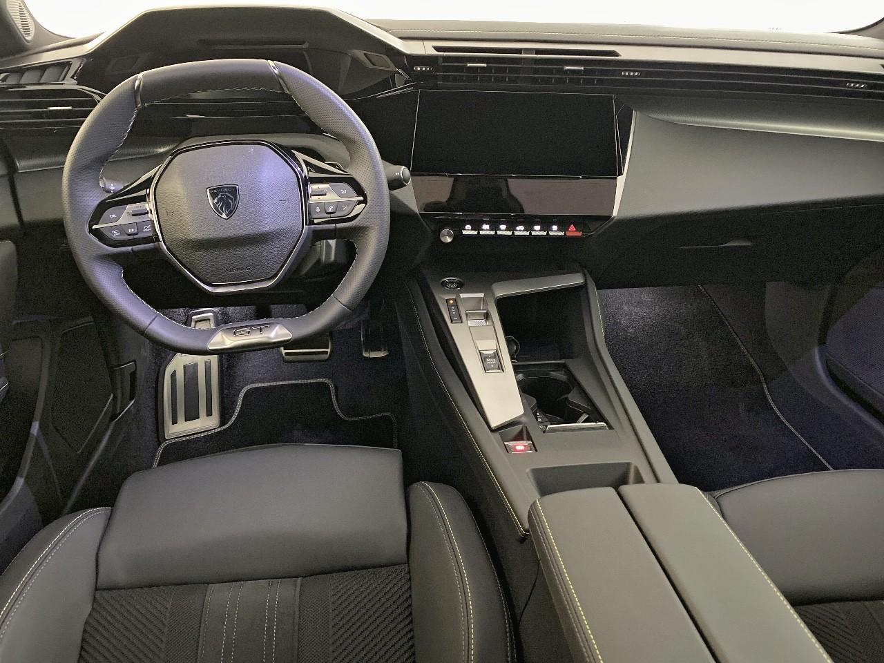 Peugeot 408 hybrid 145 e-dcs6 gt — photo 8