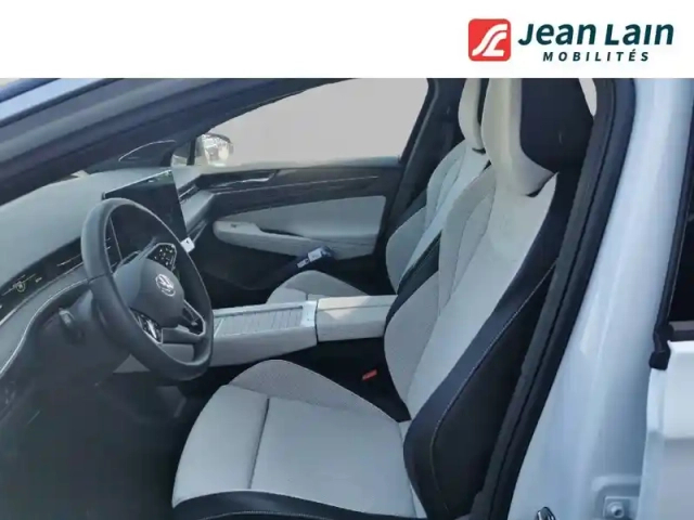Volkswagen Id.7 tourer 286 ch pro — photo 18