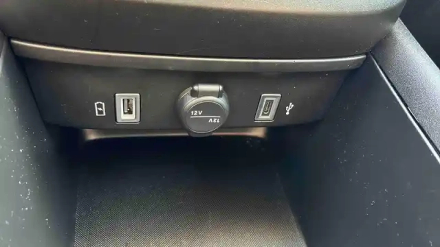 Fiat 600 t-gen 3 1.2 hybrid 110ch edct6 — photo 24