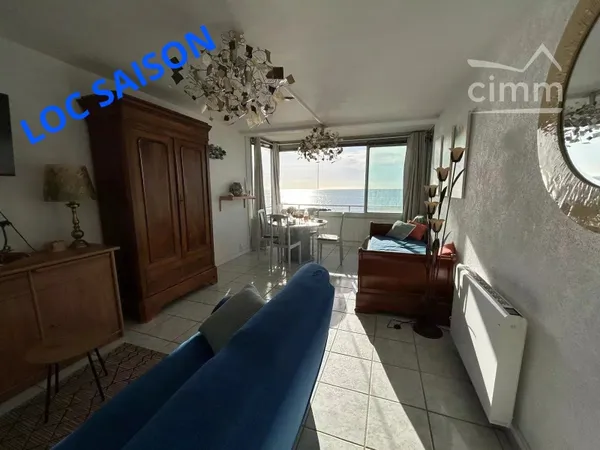 APPARTEMENT VUE MER PARKING PRIVEE