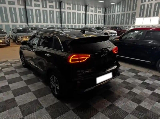 Kia Niro 1.6 gdi 105ch isg + plug-in 60.5ch active dct6 5cv — photo 3