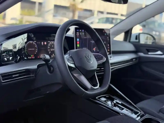 Volkswagen Golf 1.5 ehybrid 204 dsg6 — photo 14