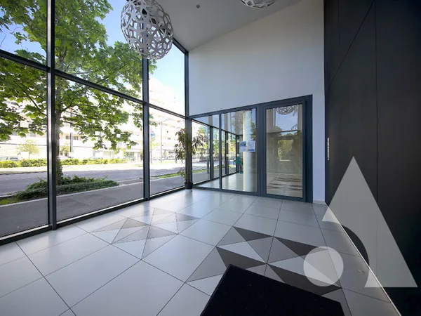 F3 en plein Centre ville + Parking privé en sous-sol