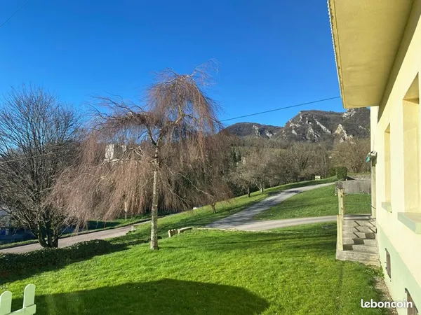 Appartement 6 pièces 125 m²
