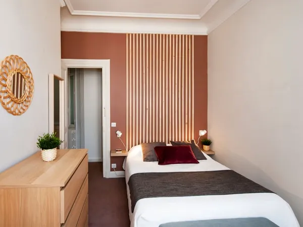 167 Malesherbes 5A - Chambre 1