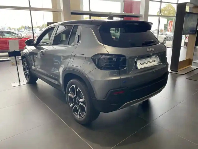 Jeep Avenger 115 kw 4x2 — photo 42