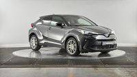 Toyota C-Hr 122h Distinctive 2WD E-CVT MY22 — photo 3