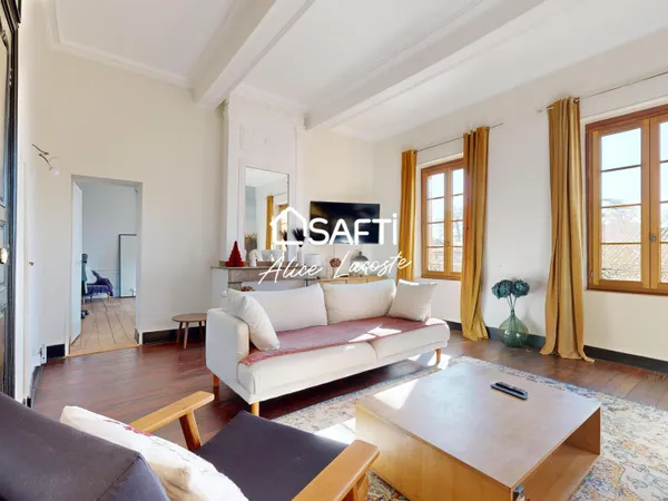 Maison de caractère avec 2 gîtes et piscine