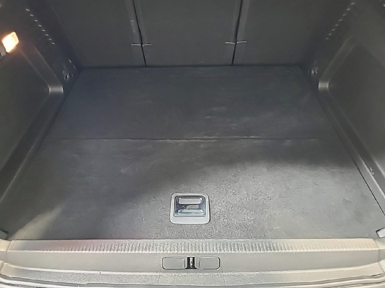 Citroën C5 Aircross hybride rechargeable 180 e-eat8 shine — photo 14