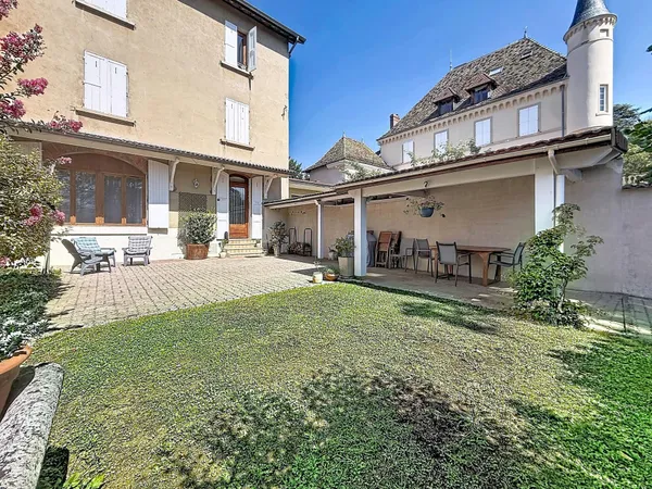 Appartement T4 136m² avec extérieur 120m²