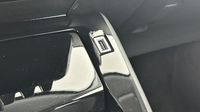 Peugeot 208 e-208 136ch 50 kWh Allure — photo 17