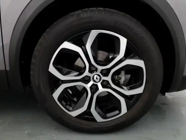 Renault Captur tce 90 techno — photo 15