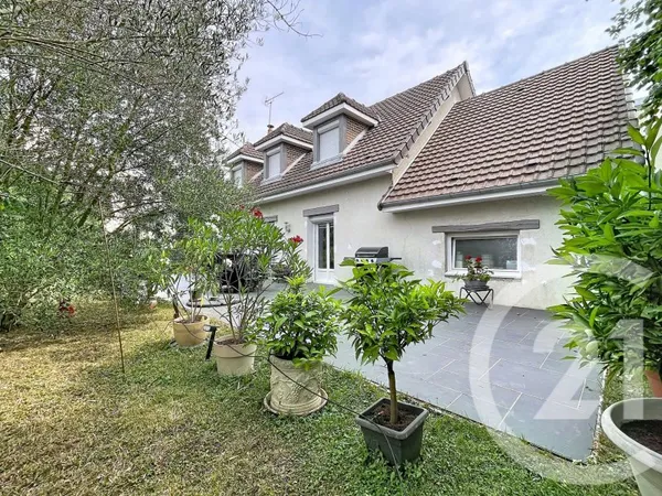 Maison 5 pièces 140 m²
