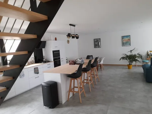 Maison 6 pièces 136 m²