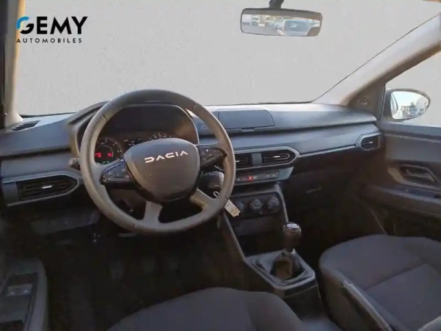 Dacia Sandero eco-g 100 — photo 8