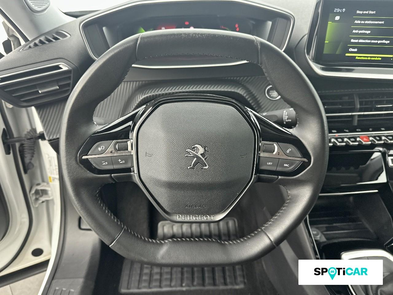 Peugeot 2008 1.5 bluehdi 110ch s&s allure pack — photo 12