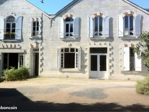 Immeuble 14 pièces 310 m²